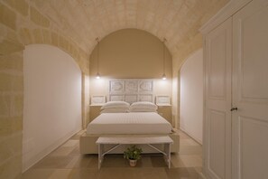 2 bedrooms, iron/ironing board, WiFi, bed sheets - Lamia Già with Private Pool (San Michele Salentino)