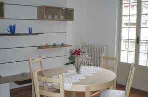 Dining - Charming marine living room accommodation in San Remo (Sanremo)