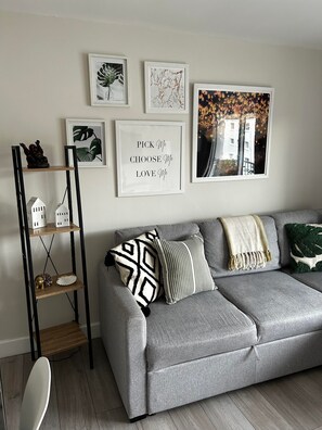 Smart TV - Modern Apartment in Oban with Balcony (Oban)