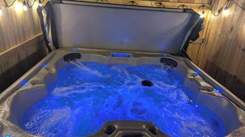 Baignoire à remous intérieure
