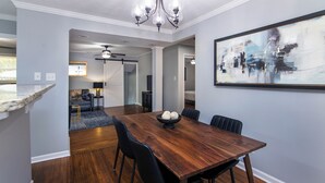 Dining - Comfortable 2BR for Longer Stays in The Plaza / Noda Area (Charlotte)