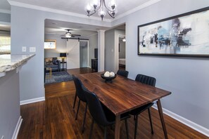 Dining - Comfortable 2BR for Longer Stays in The Plaza / Noda Area (Charlotte)