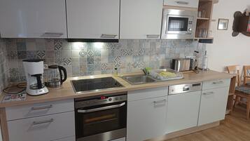 House | Private kitchen | Highchair
