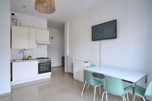 Private kitchen - Historic center of Florence, 3 minutes walk from Station-SMN (Firenze)