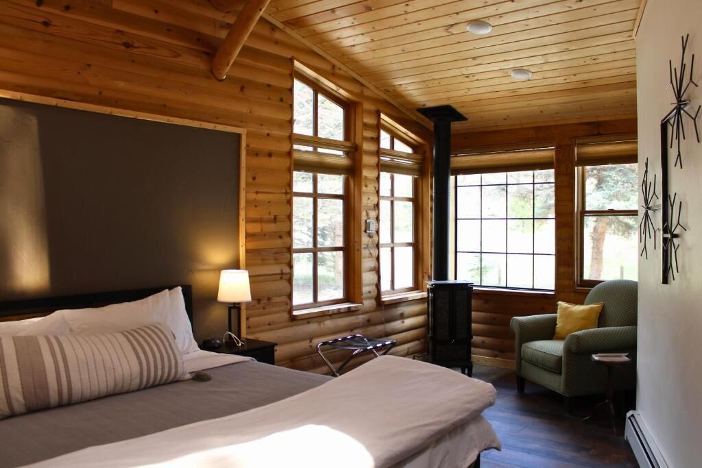 Superior Suite, River View | Free WiFi