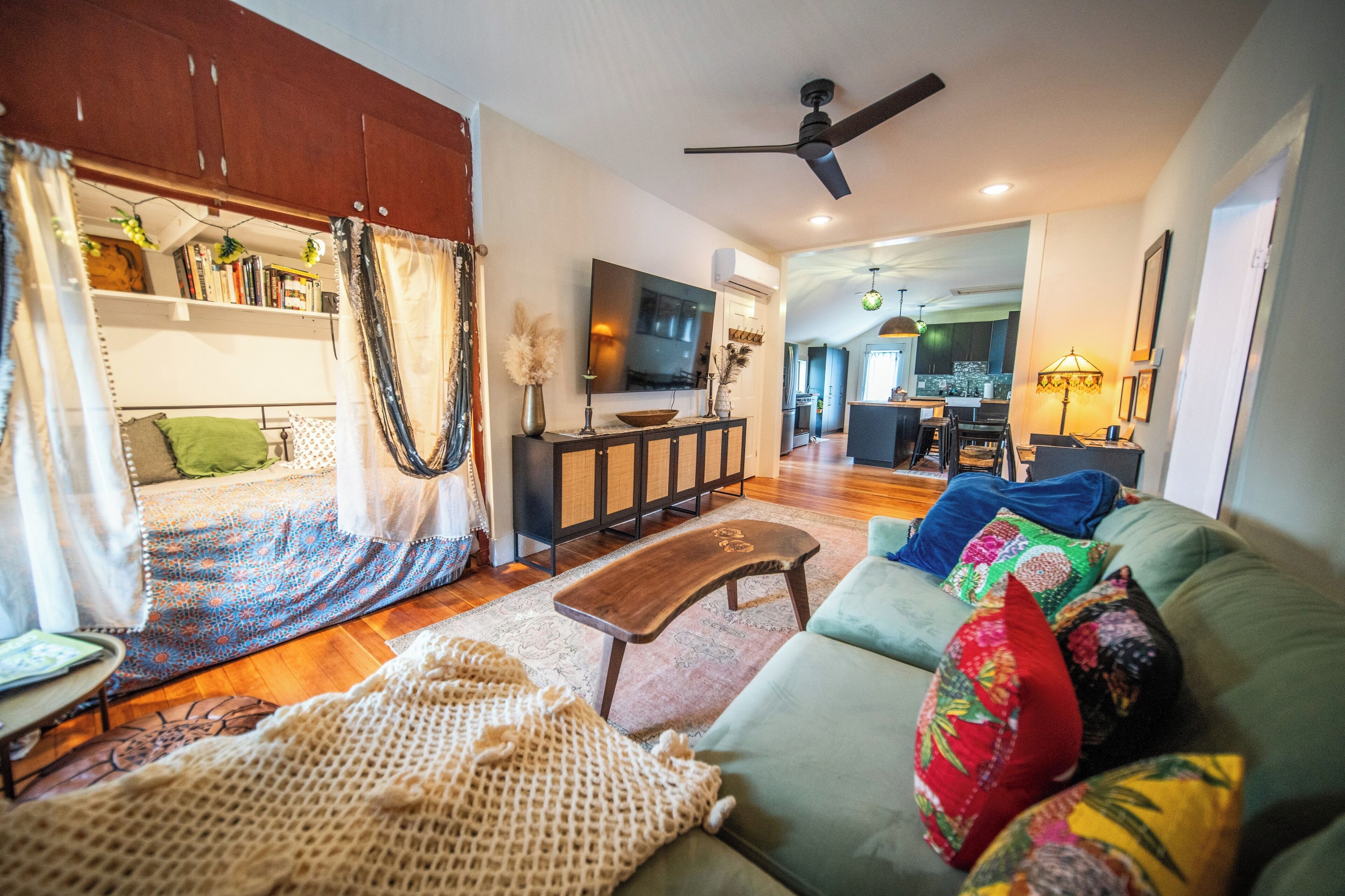 2 多间卧室、熨斗/熨衣板、WiFi、床单