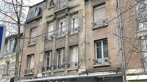 Exterior - Le Central: 6 travelers in the city center with Wi-Fi (Reims)