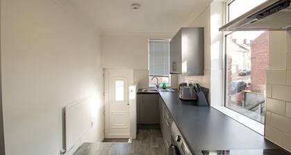 Kingley Court – Ideal for Contractors & Families – 10 mins to Newcastle City Centre