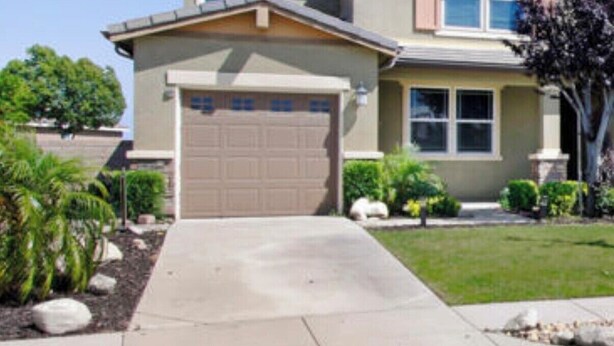 Exterior - Charming 2-bedroom Rosena Casita with private 1-car garage and private entrance. (San Bernardino)