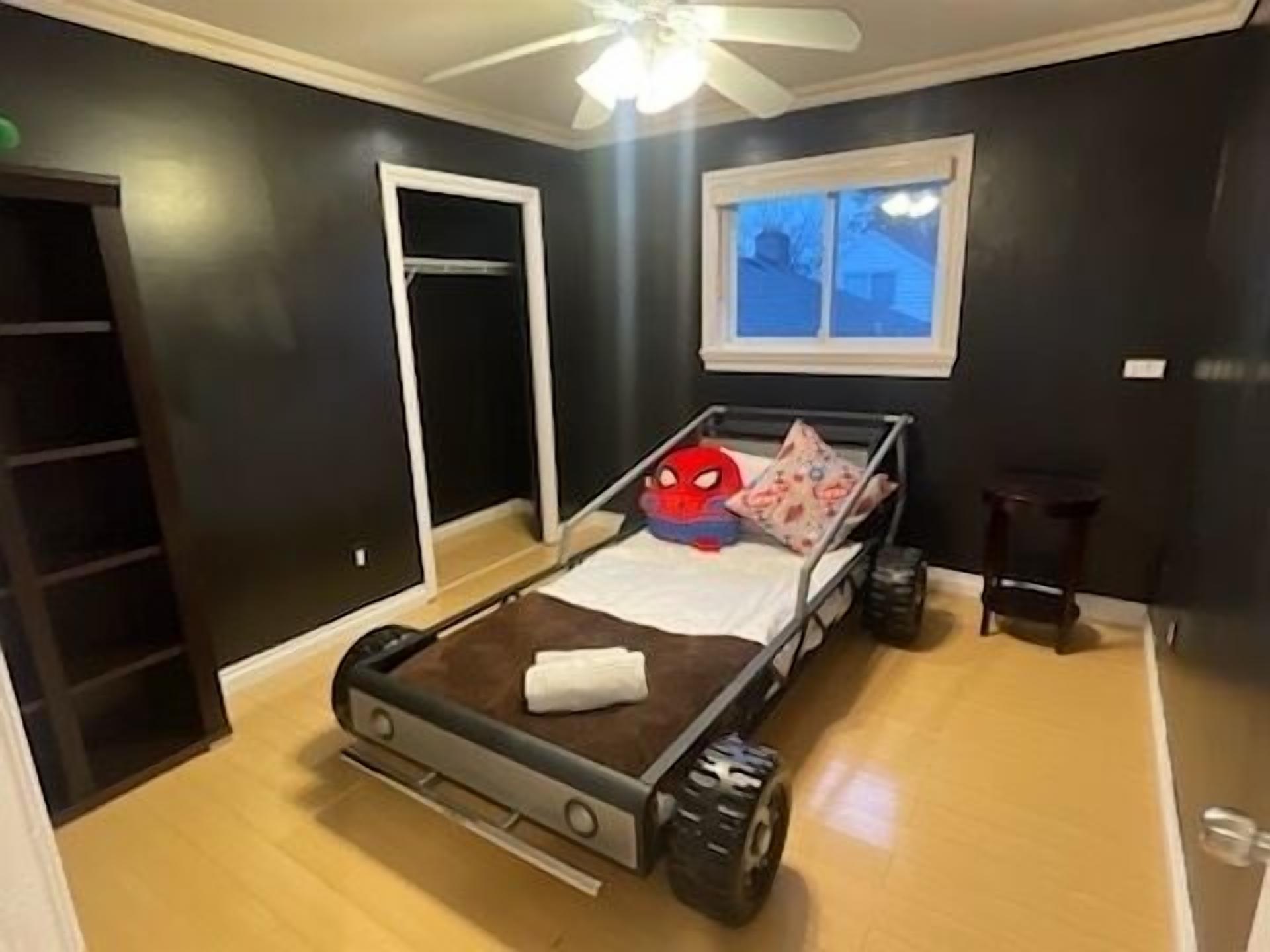 9 bedrooms, iron/ironing board, travel crib, free WiFi