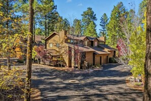 Exterior - Relaxing 3BR Cabin Close to Woodland Lake (Pinetop-Lakeside)