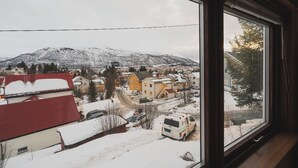Shared Dormitory, Mixed Dorm - Nordic Rest House NO PARKING CarFreeArea (Tromso)