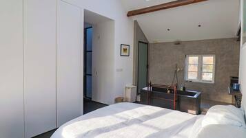 5 Schlafzimmer, individuell dekoriert, individuell eingerichtet