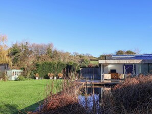 Property grounds - Bredy Cottages (Bridport)