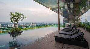 Outdoor pool - Hoc5 Daily Apartment Chiang Mai (Chiang Mai)