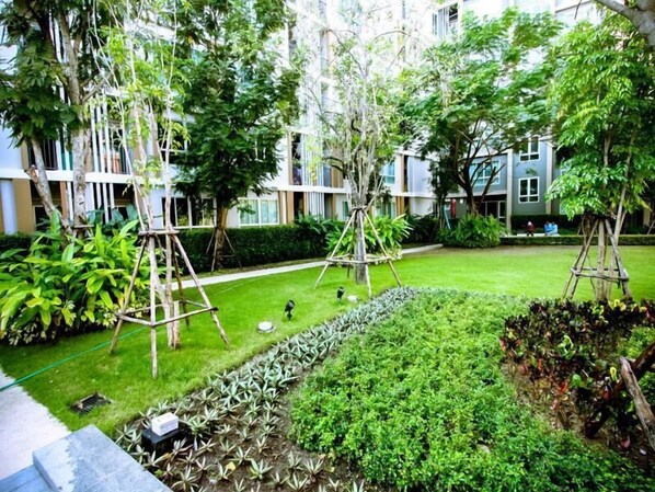 Property grounds - D Condo Sign Chiang Mai R628 (Chiang Mai)