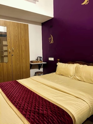 Standard Double Room - Le French White Villa (Puducherry)