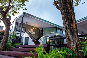 Exterior - Stay With Hug Poshtel & Activities (Chiang Mai)