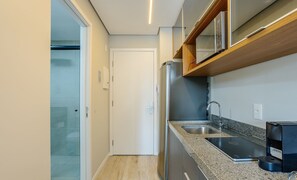 Basic Apartment | Private kitchen - Complete Studios in Perdizes - CEP (São Paulo)