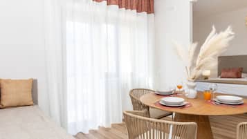 Apartment, Smoking | 1 bedroom