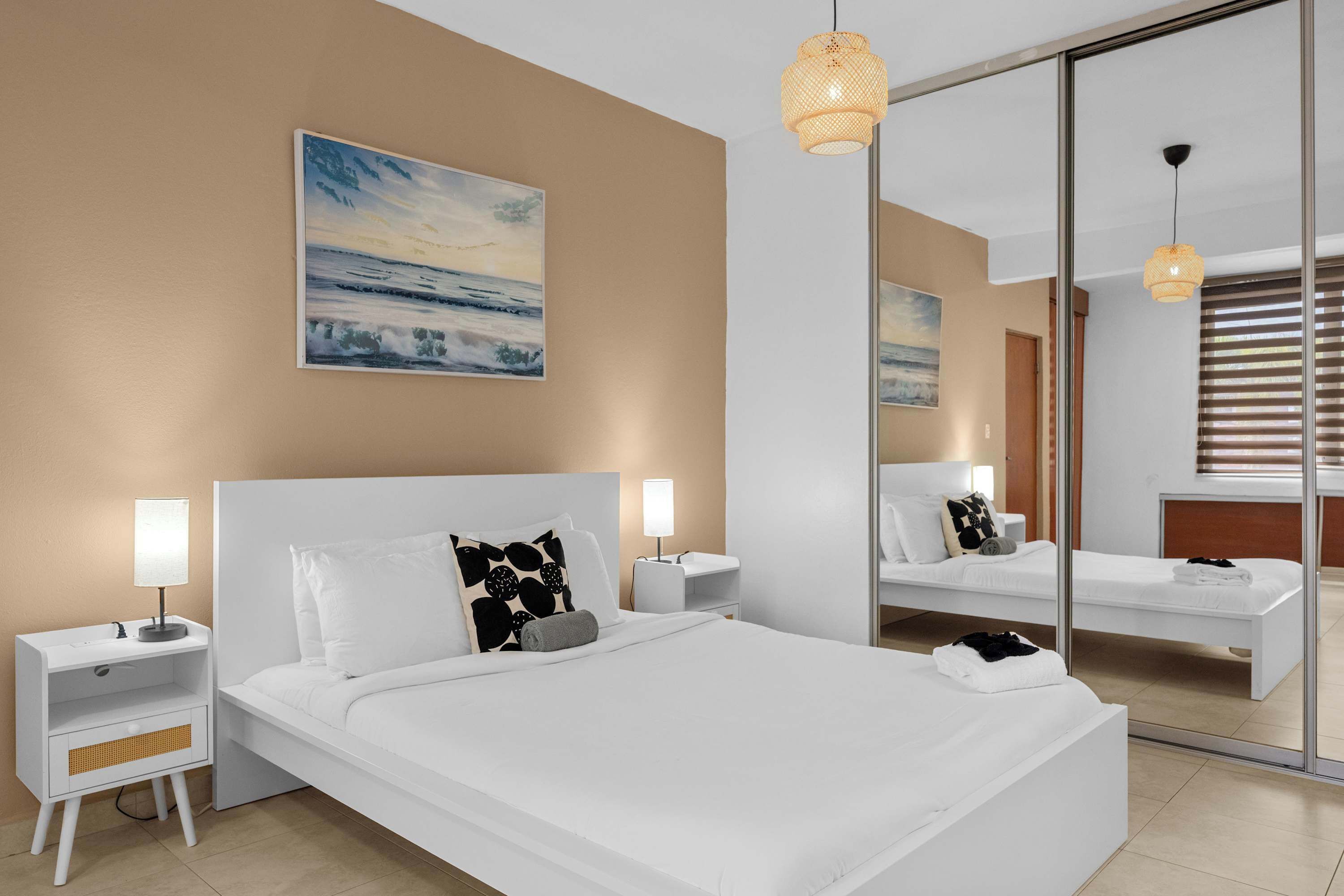 Iron/ironing board, WiFi, bed sheets