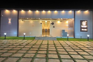 บริเวณภายนอก