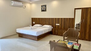 Family Double Room - Estoria Hotel And Resort (Nanjangud)