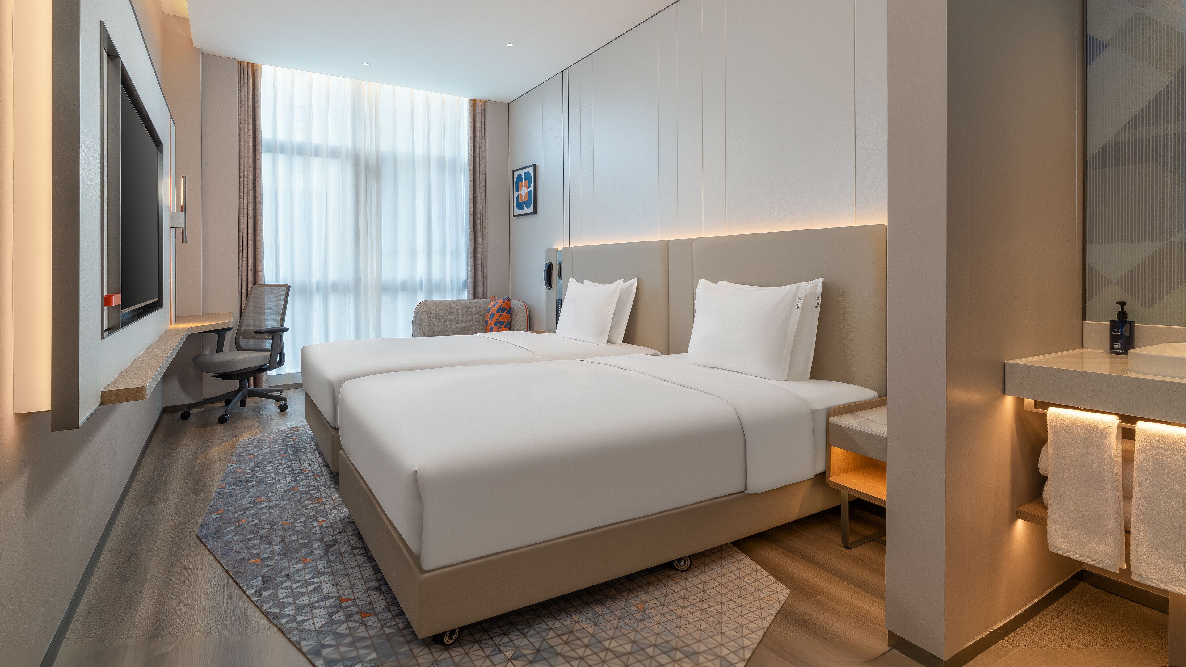 Standard Room (Hollywood Twin) | Down duvets, desk, blackout curtains, soundproofing