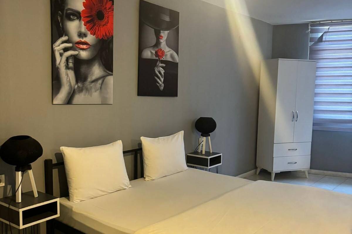 Basic Condo | In-room safe, laptop workspace, soundproofing, iron/ironing board