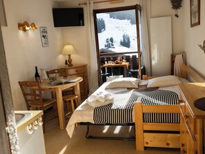 1 bedroom