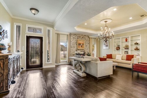 Private Courtyard Oasis | Fire Pit |Walk to Resort