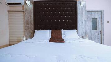 Economy Apartment, Balcony, City View | Desk, laptop workspace, blackout drapes, soundproofing