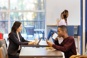 Breakfast meal - Holiday Inn Express And Suites Los Mochis Centro By Ihg (Los Mochis)