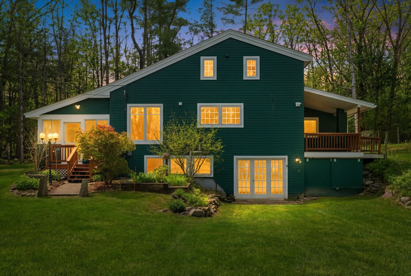 Peaceful retreat surrounded by nature