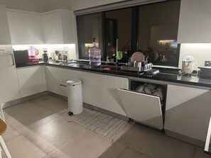 Private kitchen - Cozy 1-bedroom apartment in peaceful Beirut (Bqennaya)