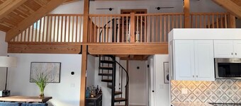 New in '26 The Carriage House at Boulder Mountain View in White Mountains NH