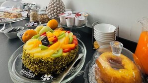 Tägliches inbegriffenes Frühstücksbuffet