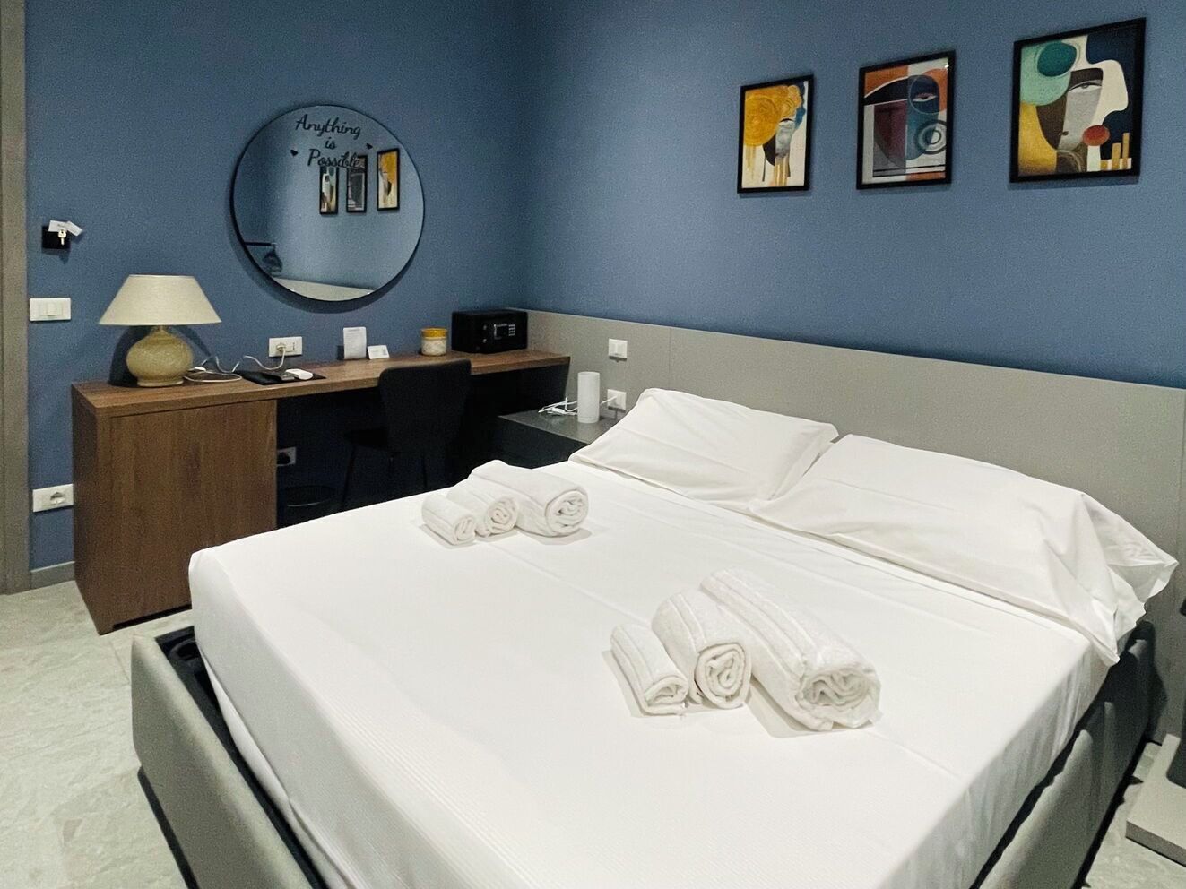 Standard Double Room | In-room safe, desk, blackout drapes, soundproofing