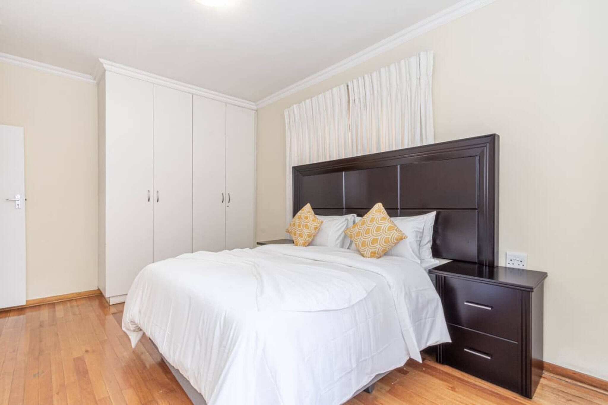 Rumah, 4 kamar tidur, akses difabel, Boleh Merokok | 4 kamar tidur