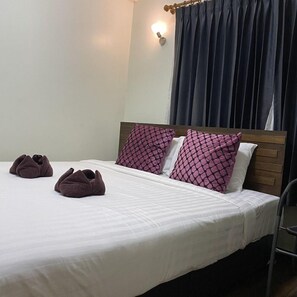 Room - Huenphen House And Cafe' (Chiang Mai)