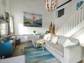 Living area - The Mill (Holyhead)