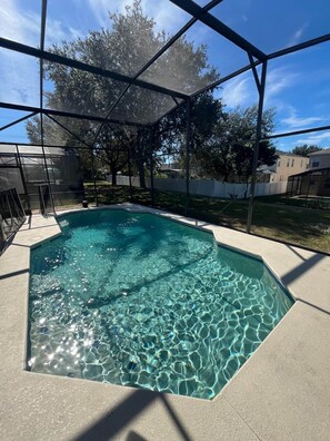 Pool - Perfect 4-bedroom house with AC in charming Davenport (Davenport)