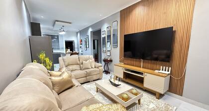 Stand Alone Executive 2BR Villa in Emerald Hill Estate Move In Ready All Comfort