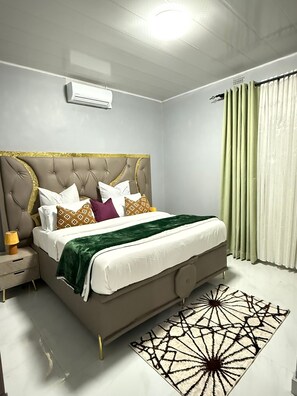 Apartment, 2 Bedrooms, Accessible, Smoking | 2 bedrooms - Stand Alone Executive 2BR Villa in Emerald Hill Estate Move In Ready All Comfort (Lusaka)