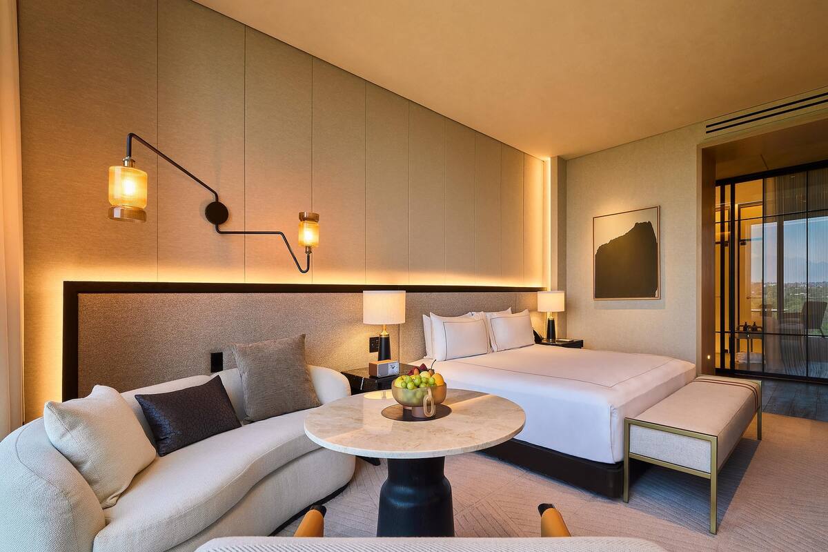 Signature Suite (Atelier) | In-room safe, laptop workspace, blackout curtains, iron/ironing board