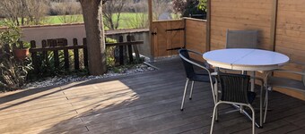 Studio en Provence, à 5mn de Gréoux les Bains.