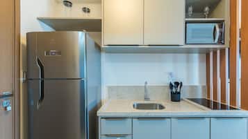 Basic Apartment | Private kitchen