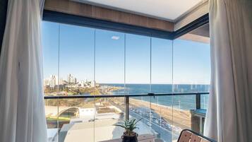 Eenvoudig appartement | Dineren