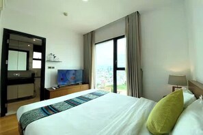 Egyptian cotton sheets, premium bedding, down comforters - Nova D'mension Luxury Vacation Residence (Cau Ong Lanh)
