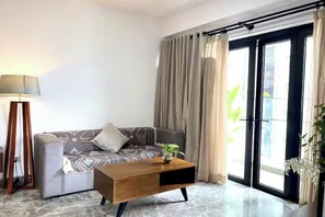 Egyptian cotton sheets, premium bedding, down duvets - Nova D'mension Luxury Vacation Residence (Cau Ong Lanh)